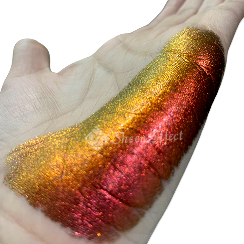 Chameleon Liquid Eyeshadow – Black-to-Red Color Shift, 18H Crease-Proof Metallic Finish